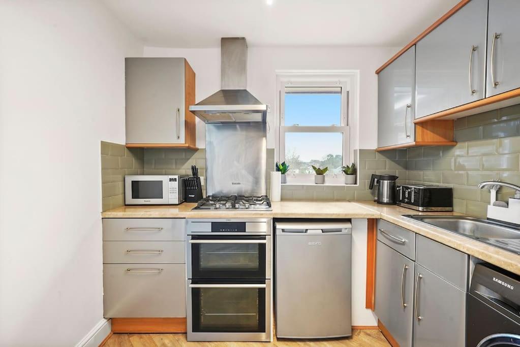 Cosy Apartment 5 Guests 3 Beds 1 Sofa Bed Lewisham Londra Dış mekan fotoğraf